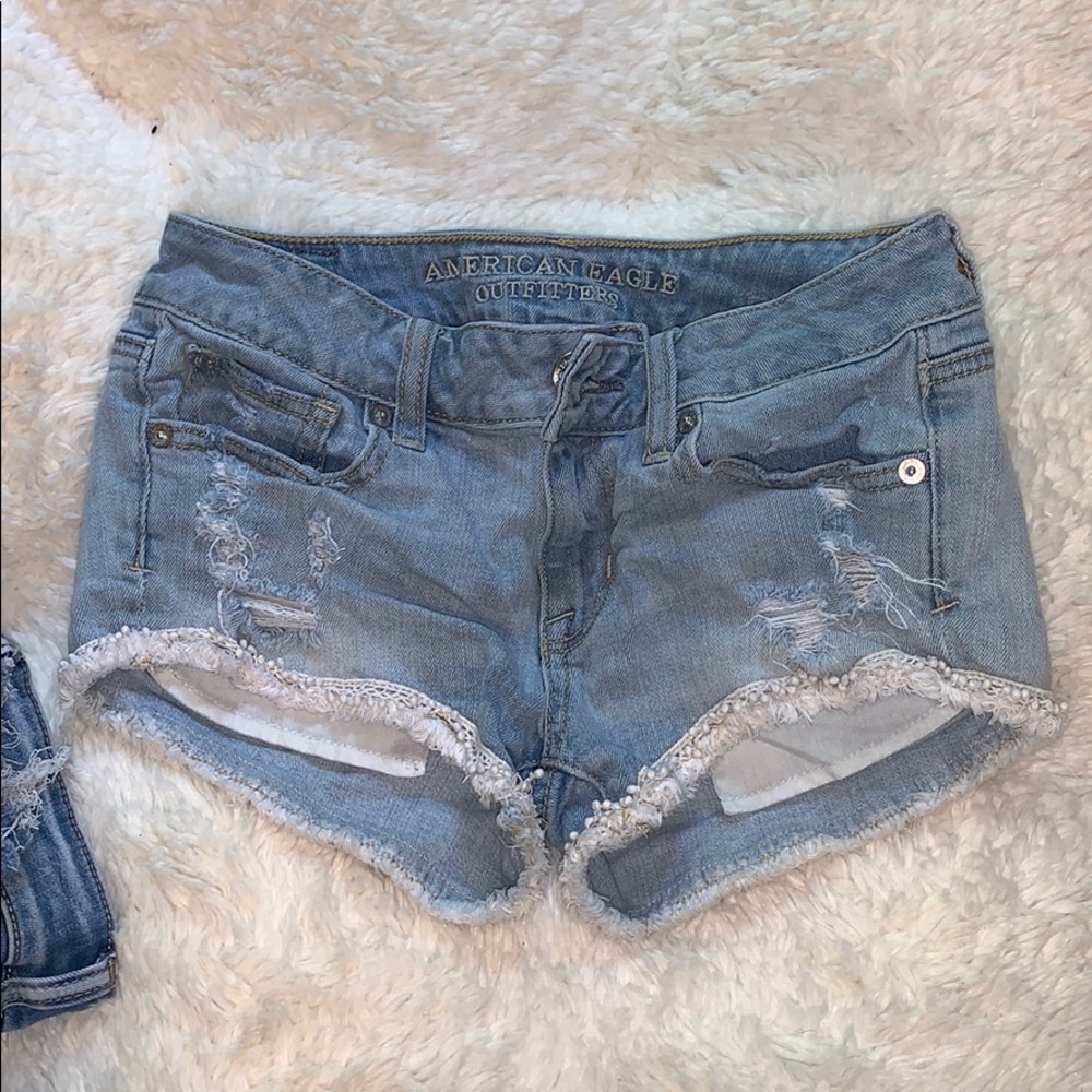 Shorts - Picture 2 of 3